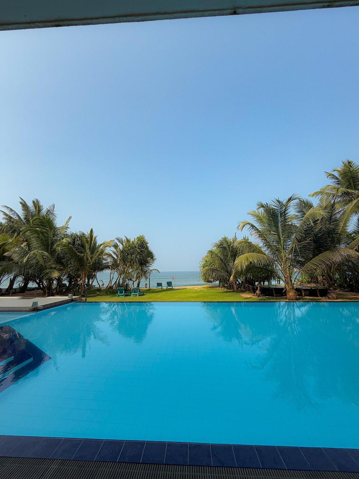 Serendib Beach Hotel Бентота Екстериор снимка